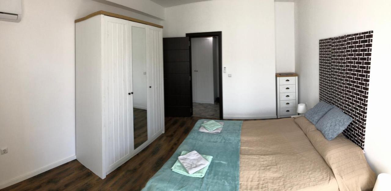Sunny Shore Burgas Apartment Bagian luar foto